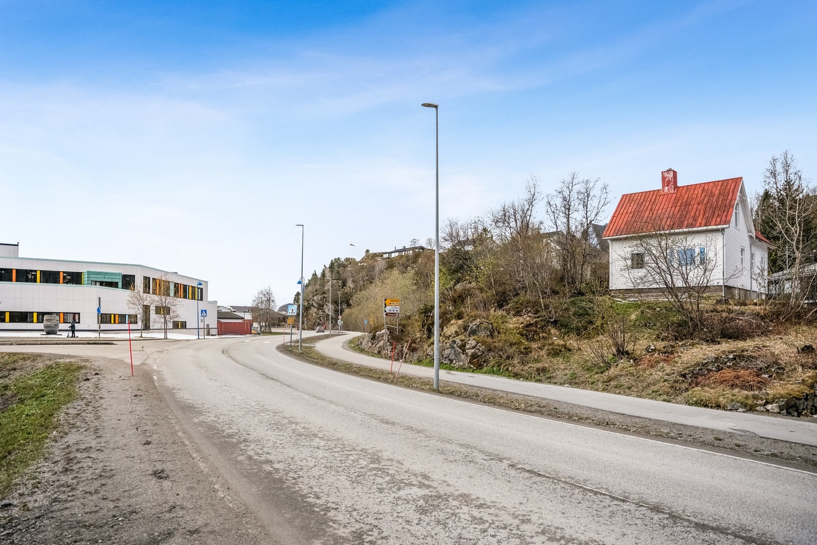 Last ned salgsoppgaven for utfyllende informasjon om eiendommen. Velkommen på en hyggelig visning! Galleribilde