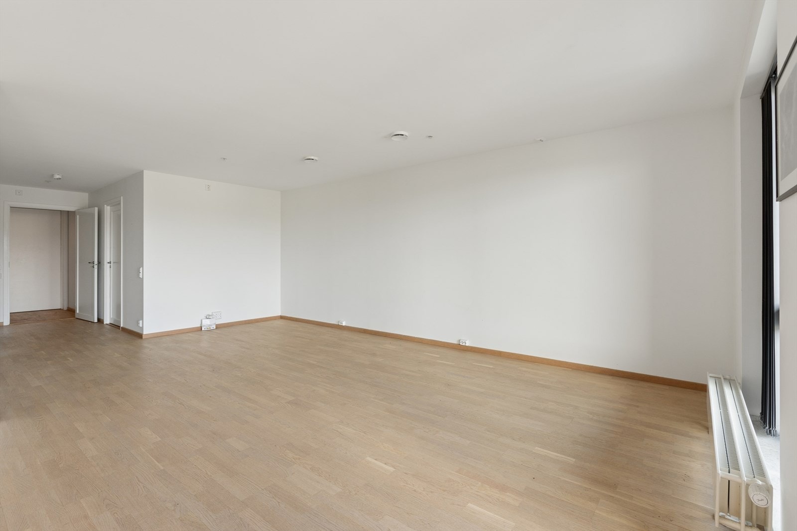 Leiligheten har hverdagslig komfort som balansert ventilasjon og vannbåren varme. Galleribilde