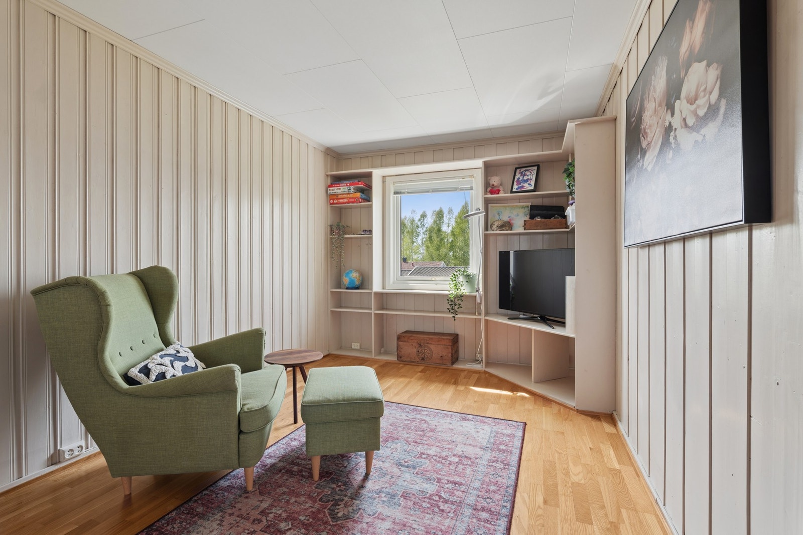 Stuen i dag er originalt soverom - dette kan fint tilbakeføres. Galleribilde