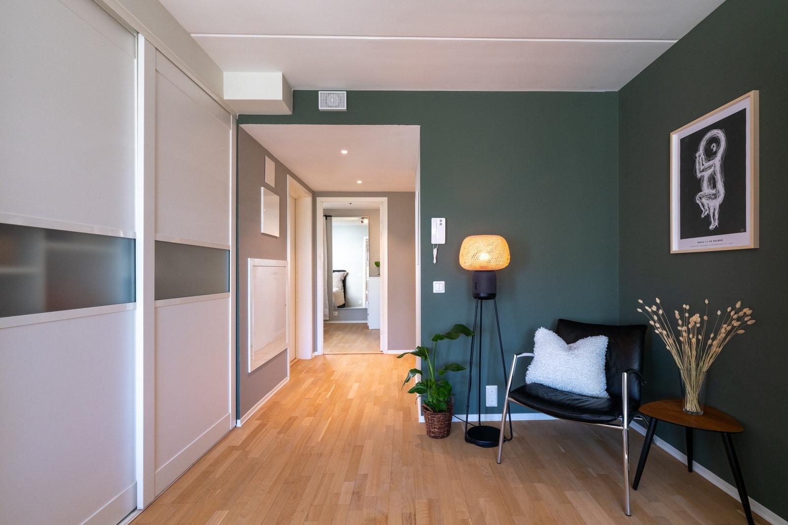 Visste du at a-konto varmtvann, fyring samt tv og bredbånd er inkludert i felleskostnader? Dette gir en mer oversiktlig privatøkonomi. Galleribilde