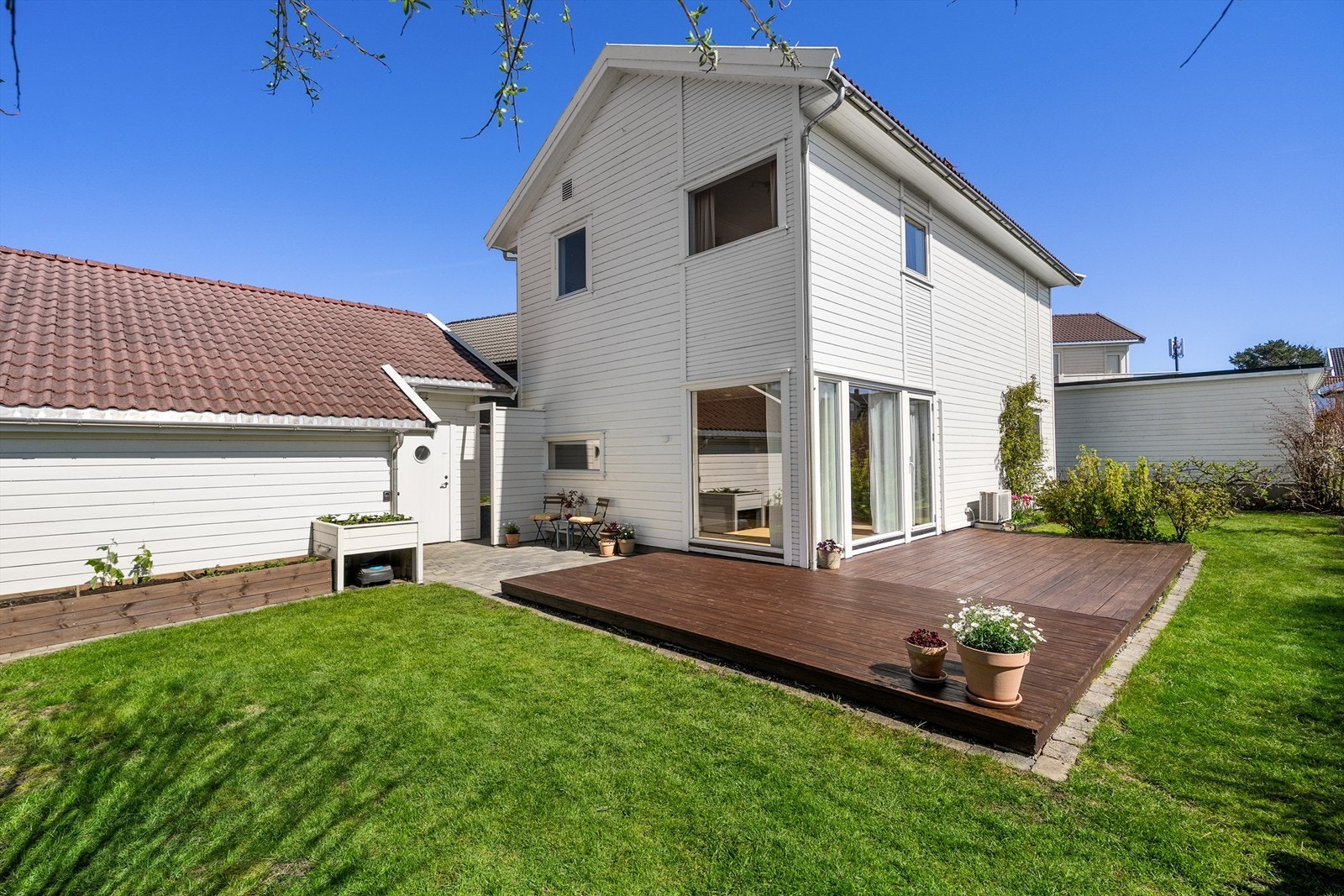 Hage / uteareal. Galleribilde