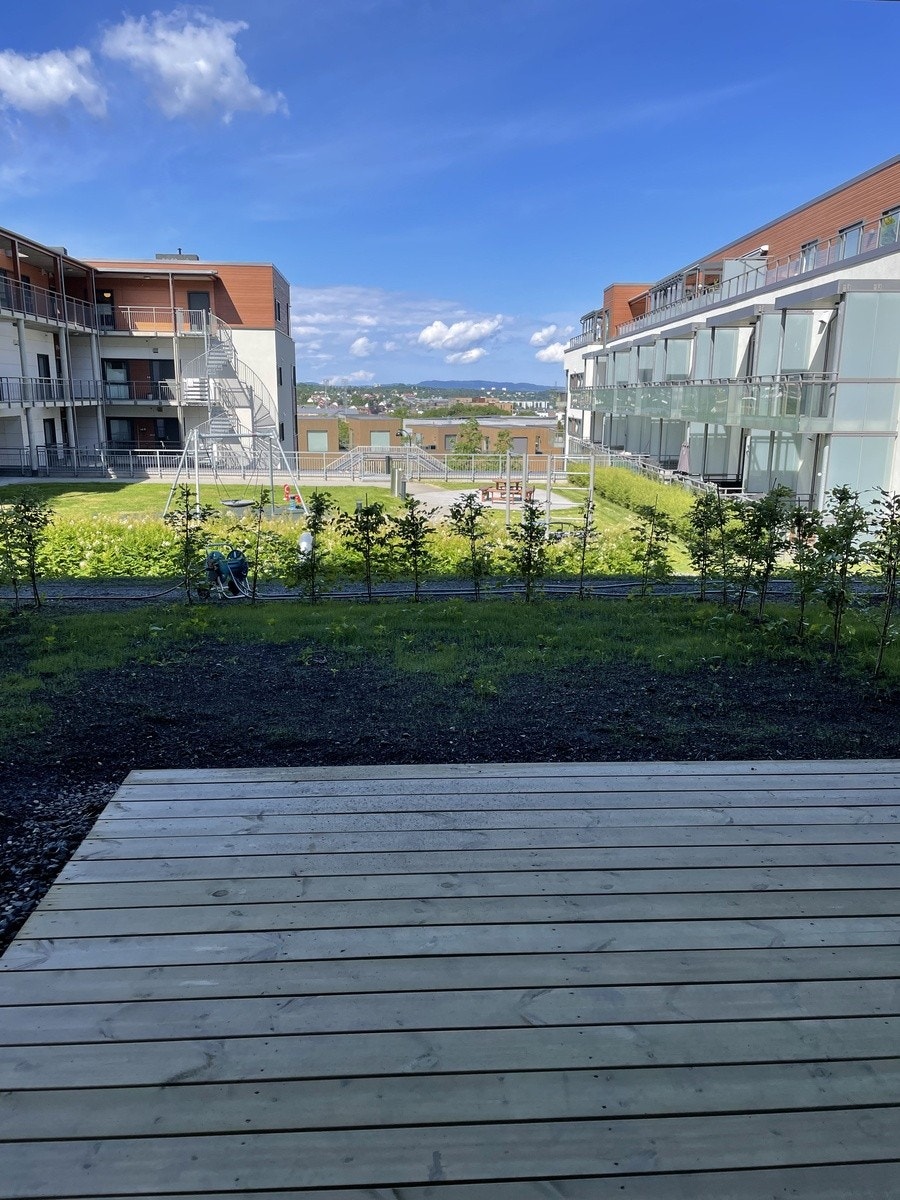 Terasse med hage Galleribilde