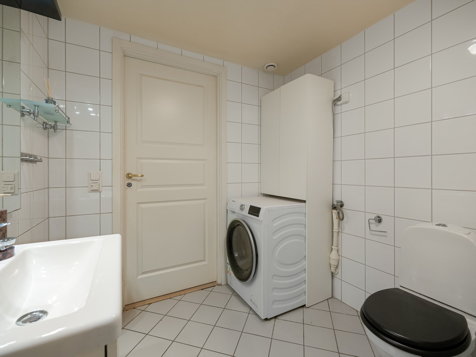 Badet er bygget i 2002 i regi av utbygger. Galleribilde