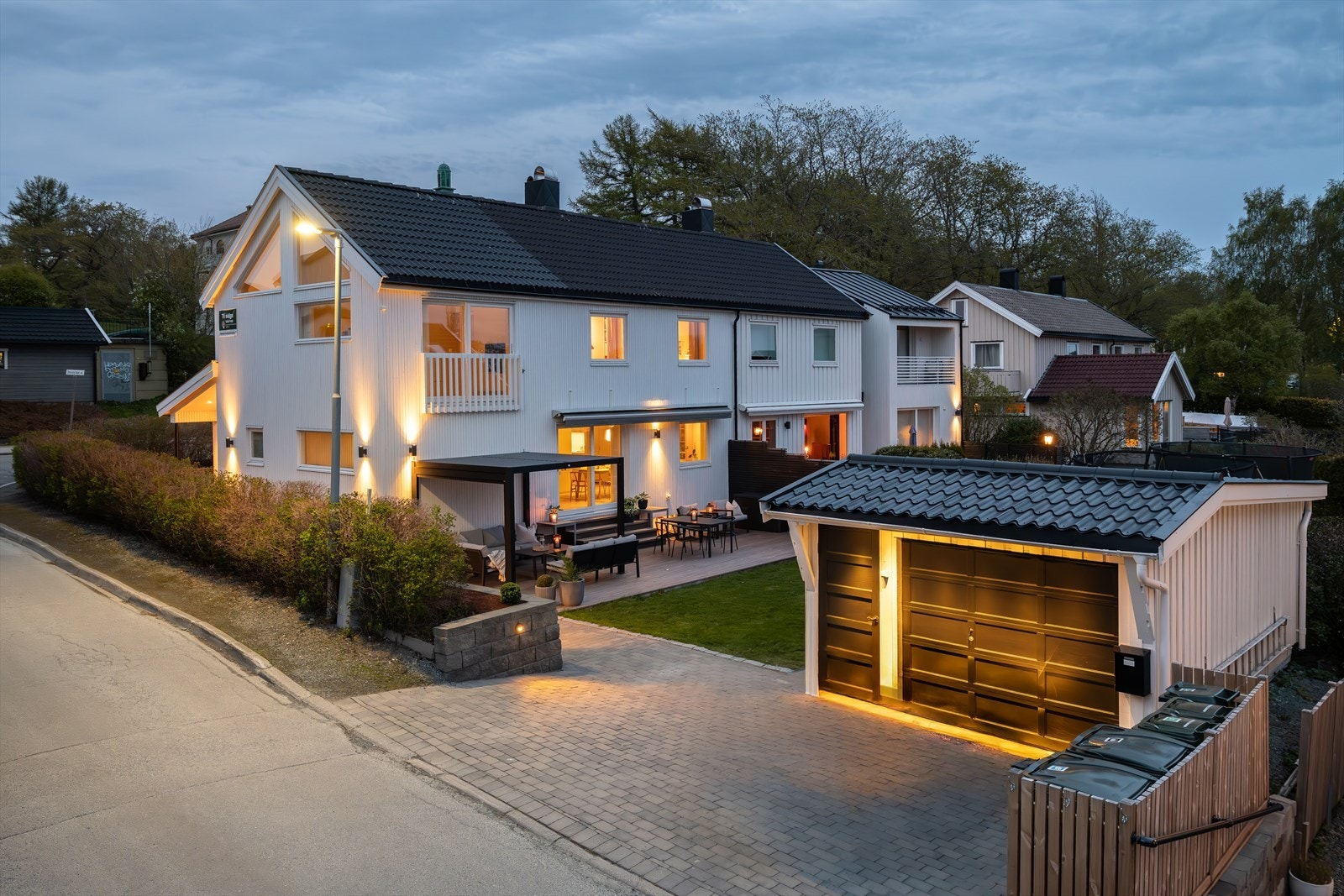 Boligen har blitt omfattende renovert med Timberbygg som entreprenør. Galleribilde