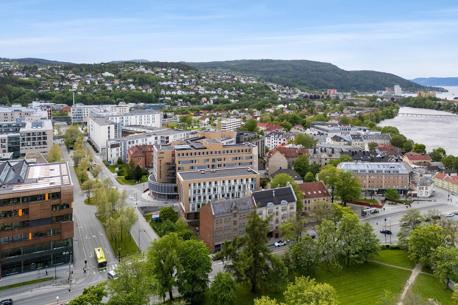Gang og sykkelavstand til St.Olavs Hospital og andre store arbeidsplasser i Trondheim. Galleribilde