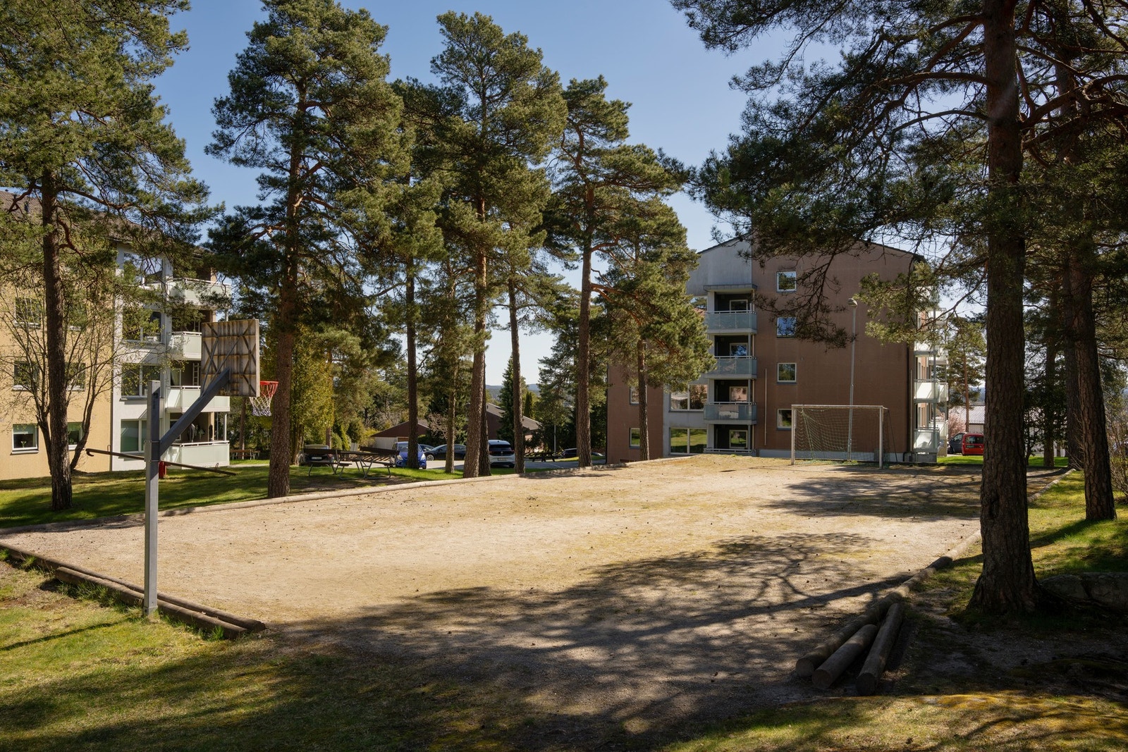Lekeplassen ligger rett nedenfor blokk 30 Galleribilde
