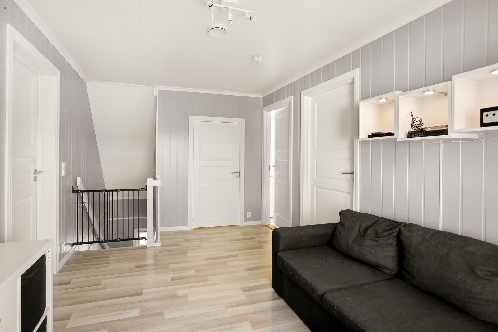 Her har du en praktisk loftstue, som du kan innrede etter eget ønske! Galleribilde