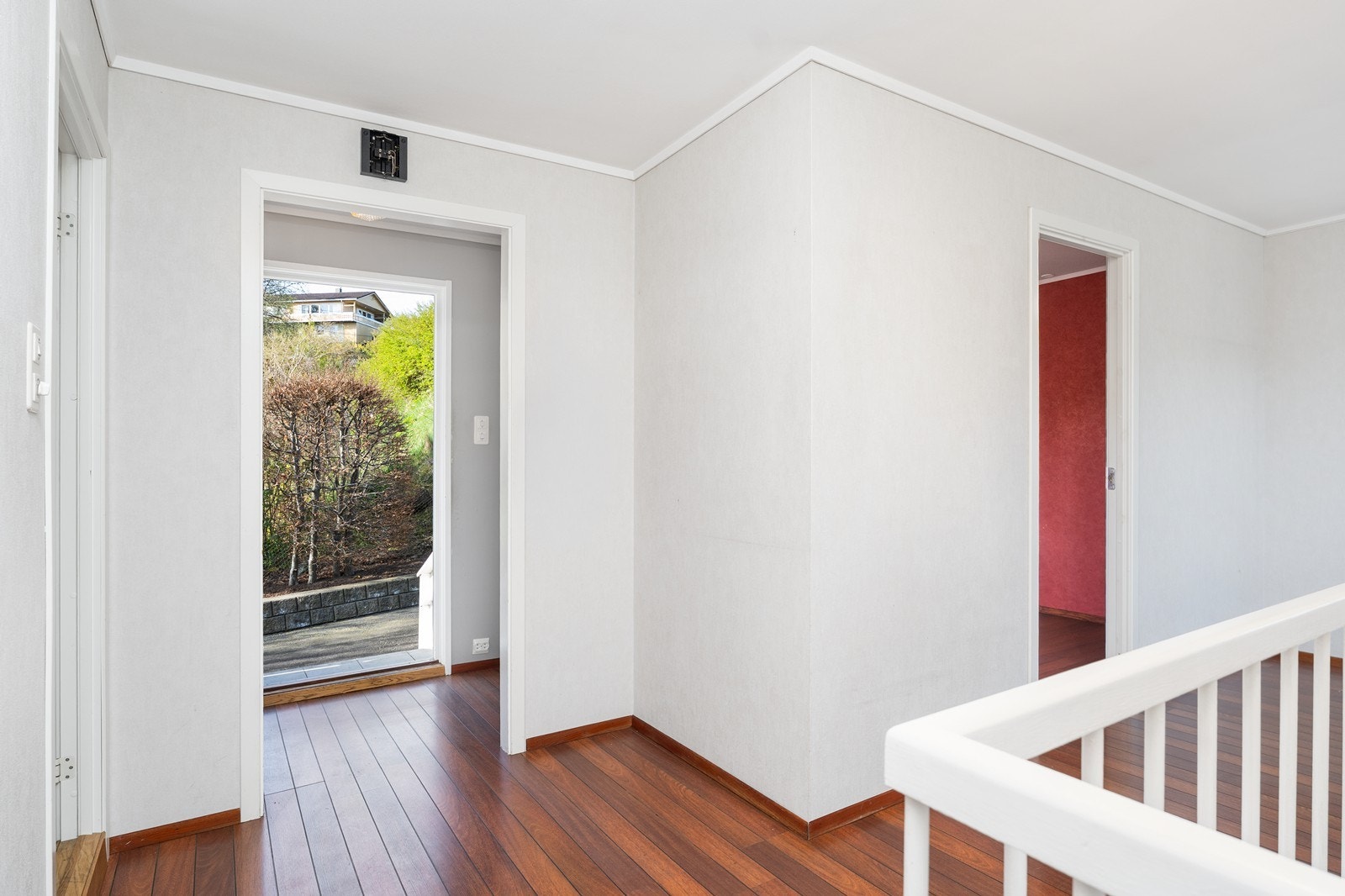 Velkommen inn i hovedetasjen Galleribilde