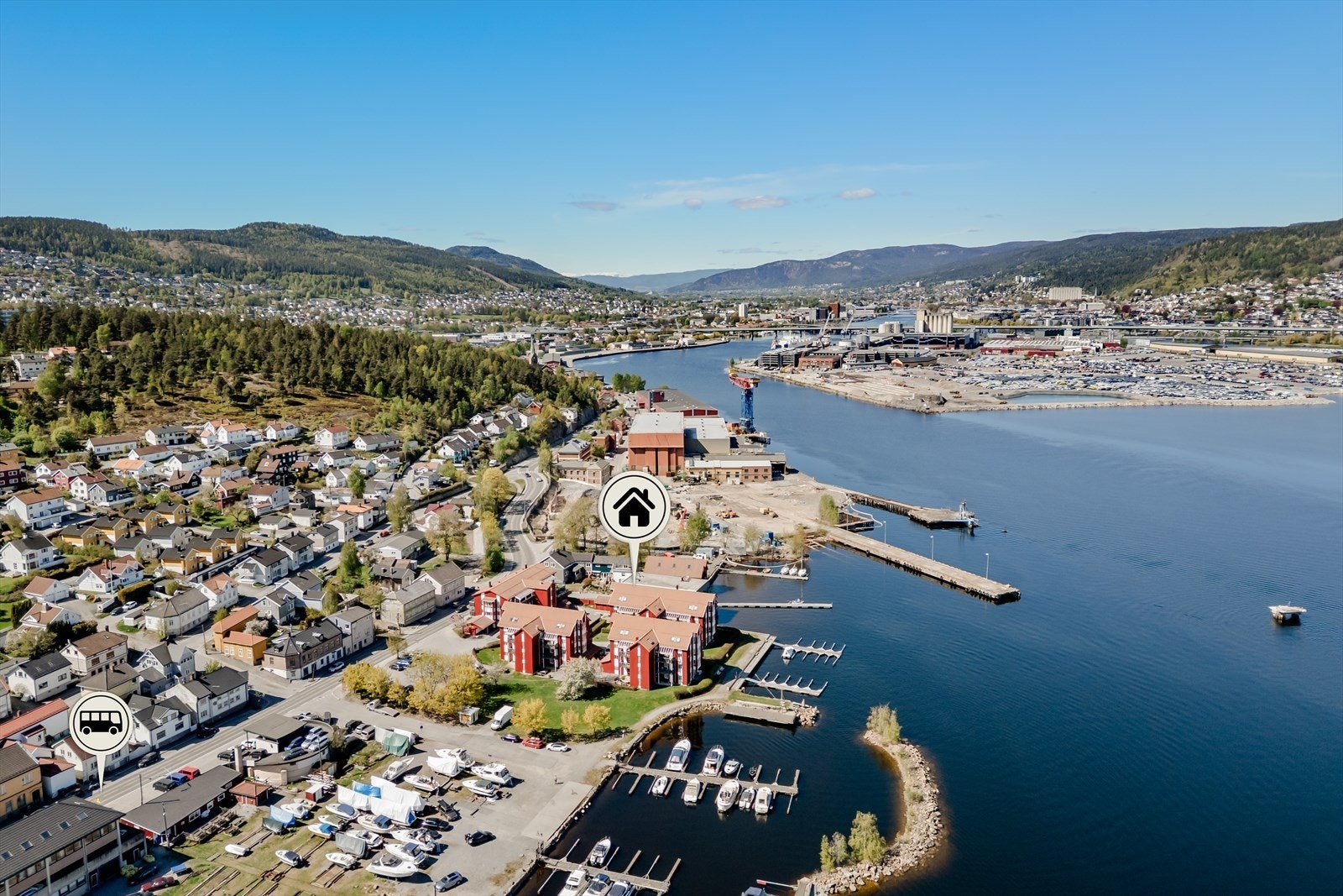 Fra Tangen Brygge er det kort vei til Drammen sentrum og gode bussforbindelser fra Merket holdeplass, kun 3 minutter unna. Galleribilde