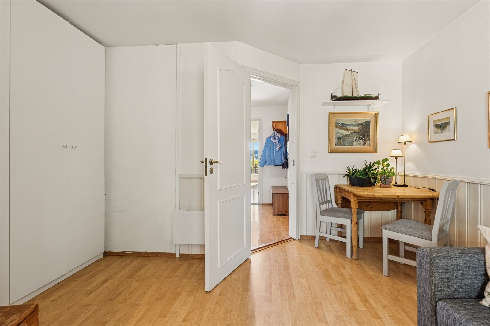 Soverom 2også med god plass til garderobe eller annen innredning. Galleribilde