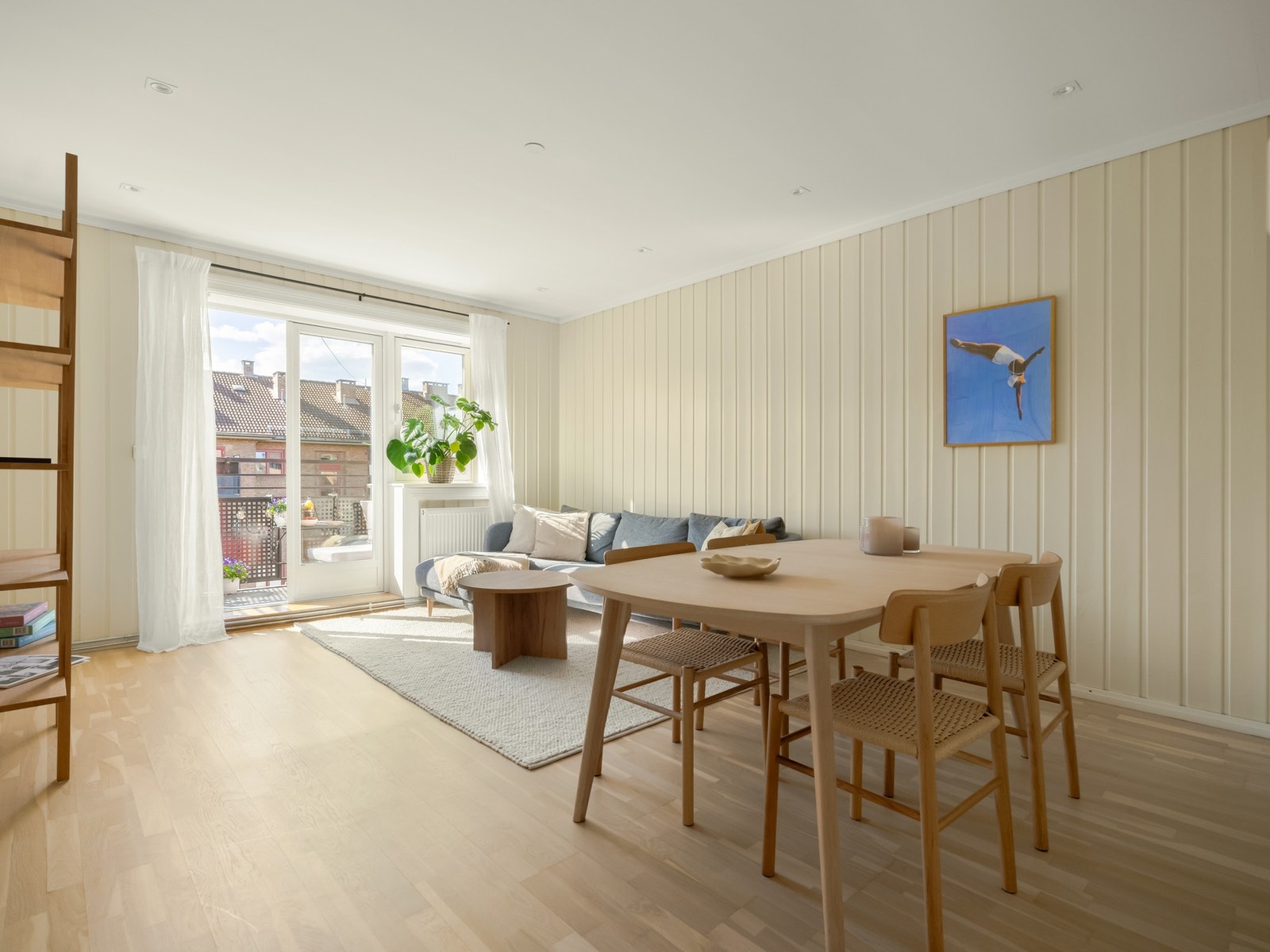 Stuen er et stort og deilig rom. Galleribilde