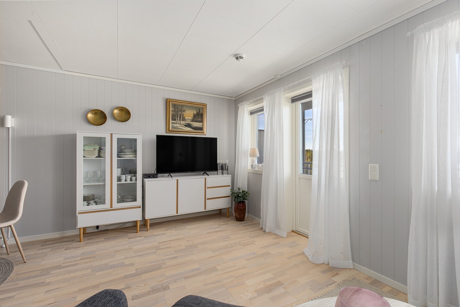 God plass til tv møblement Galleribilde