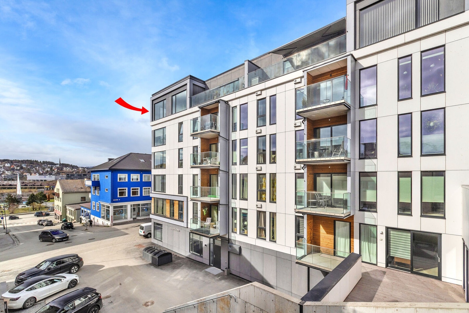Bygget har en sentral og attraktiv beliggenhet i Narvik sentrum. Galleribilde