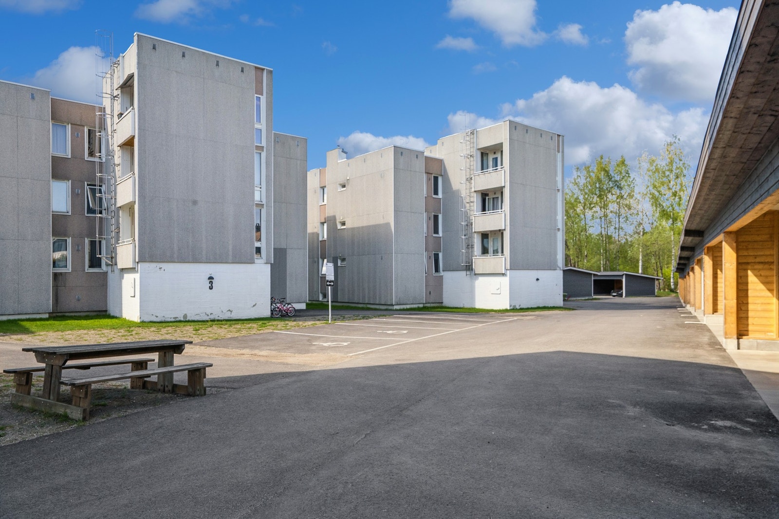 Gjesteparkering. Galleribilde