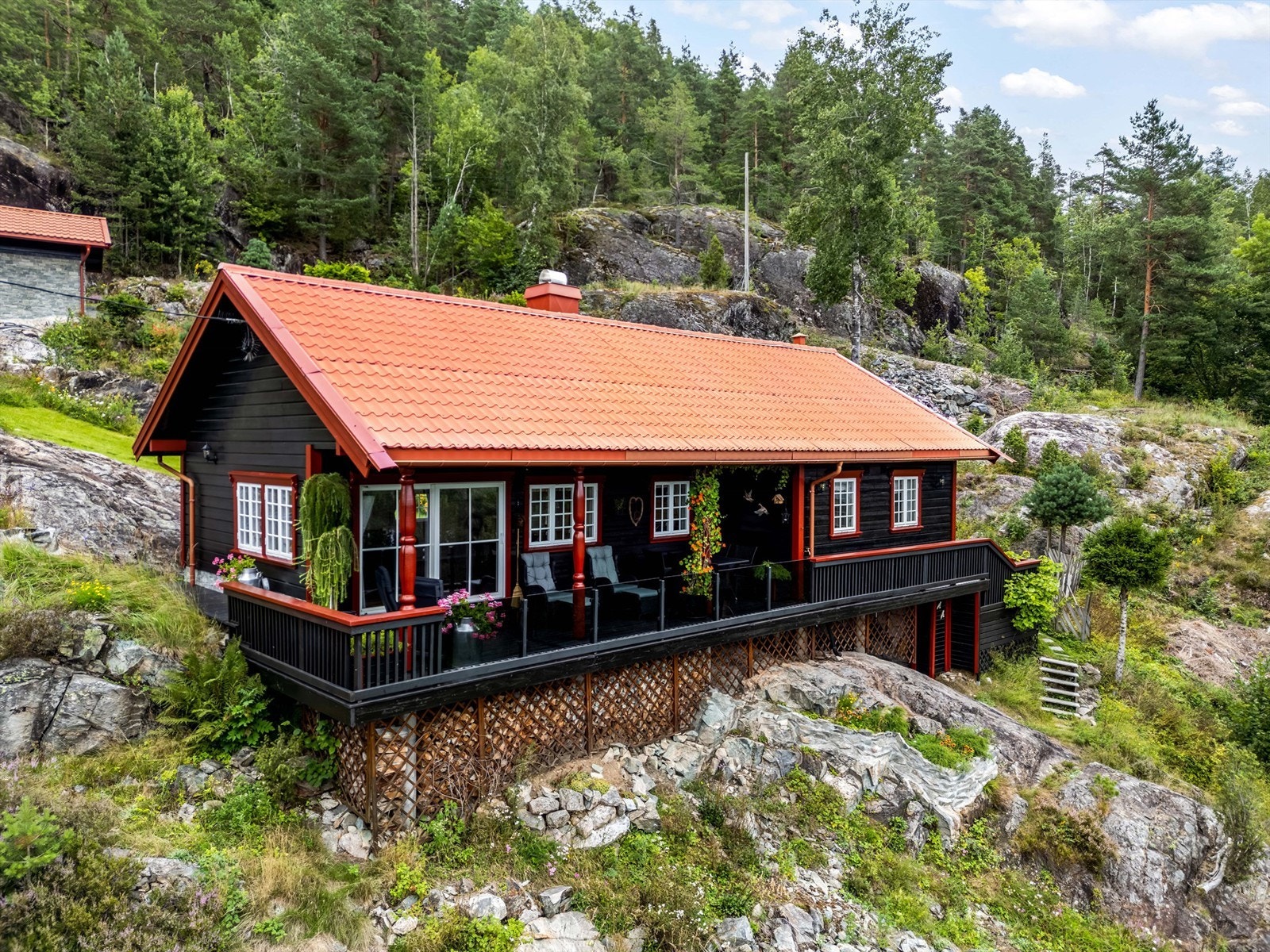 Idyllisk og høy belliggenhet i "Lia hyttegrend". Foto: Bolio AS Galleribilde