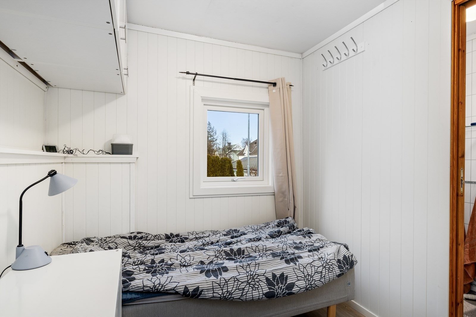 Lyst soverom. Galleribilde