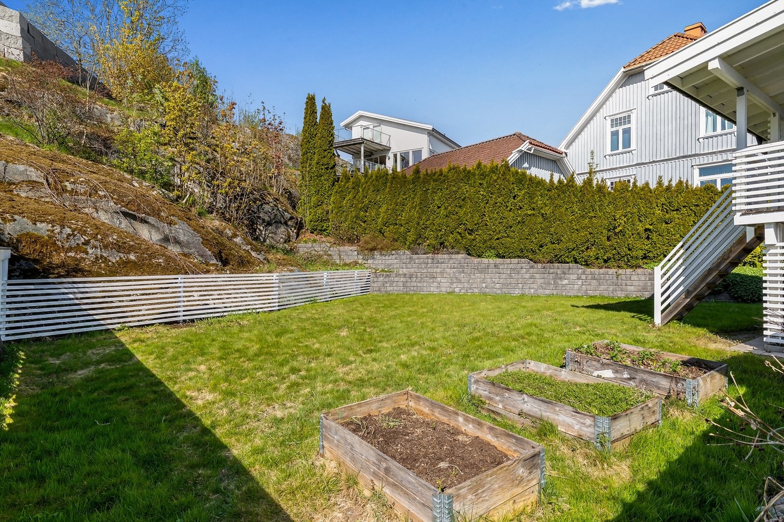 Dette er et ideelt sted for sommerdager, hageaktiviteter og stille stunder i solen. Galleribilde