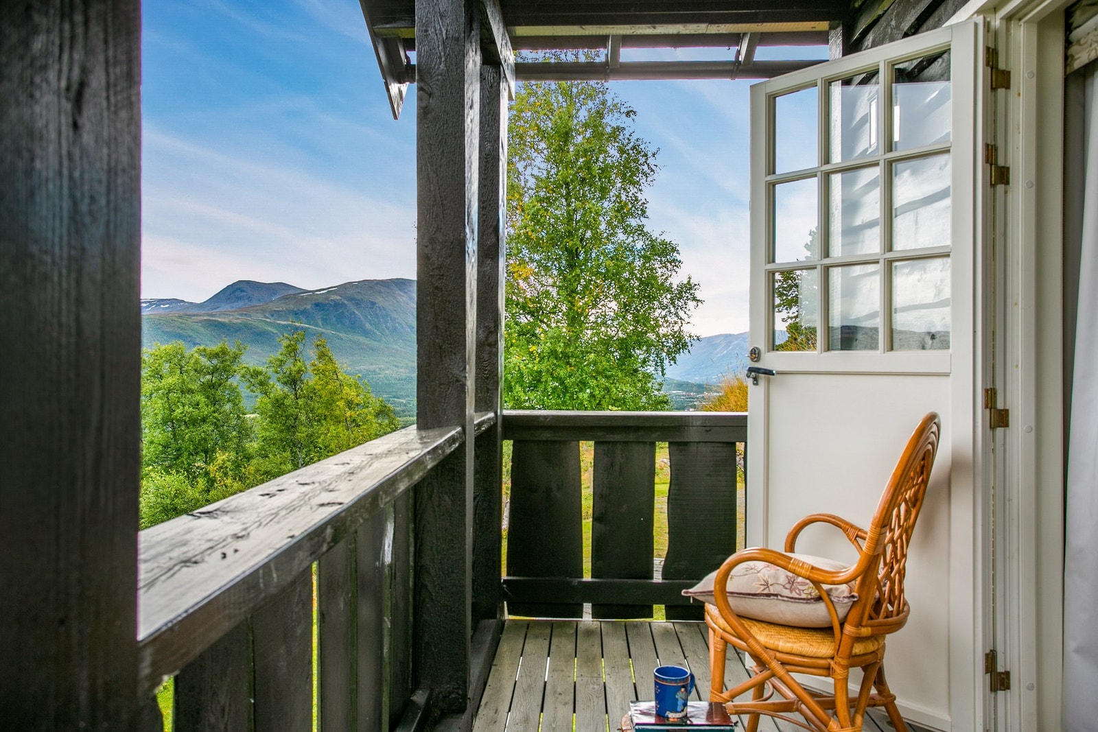 Utsikt fra balkong i 2. etasje. Galleribilde