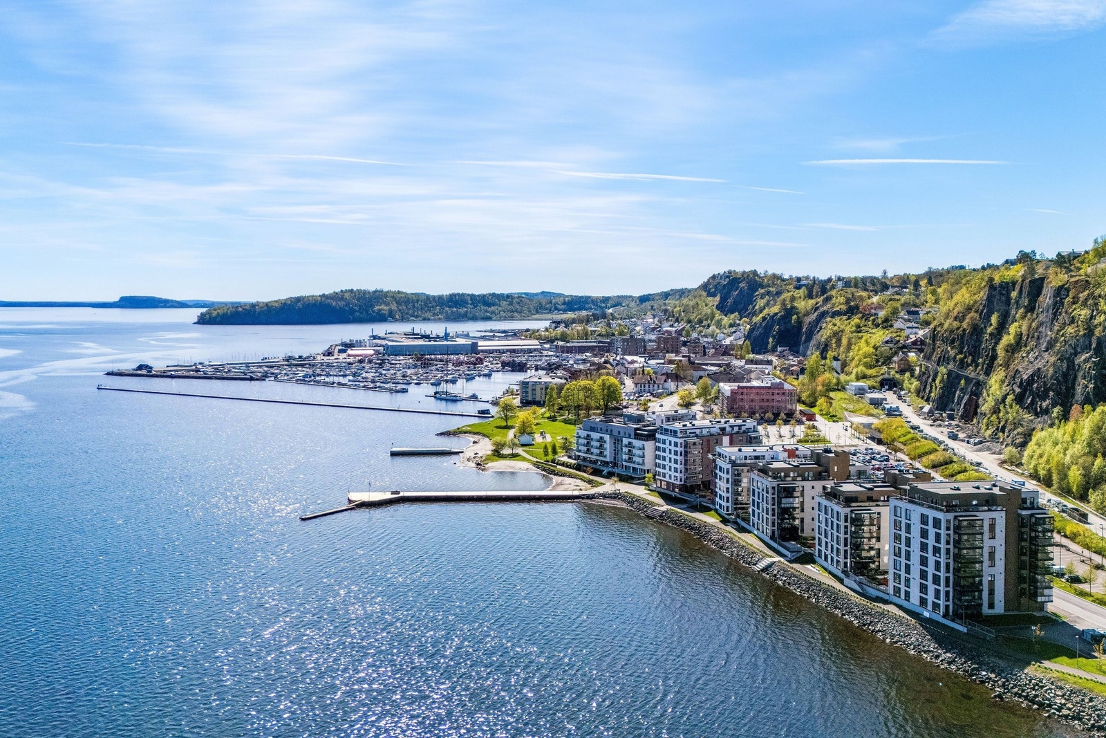 Idyll - er vel ordet som beskriver beliggenheten av denne leiligheten best! Galleribilde