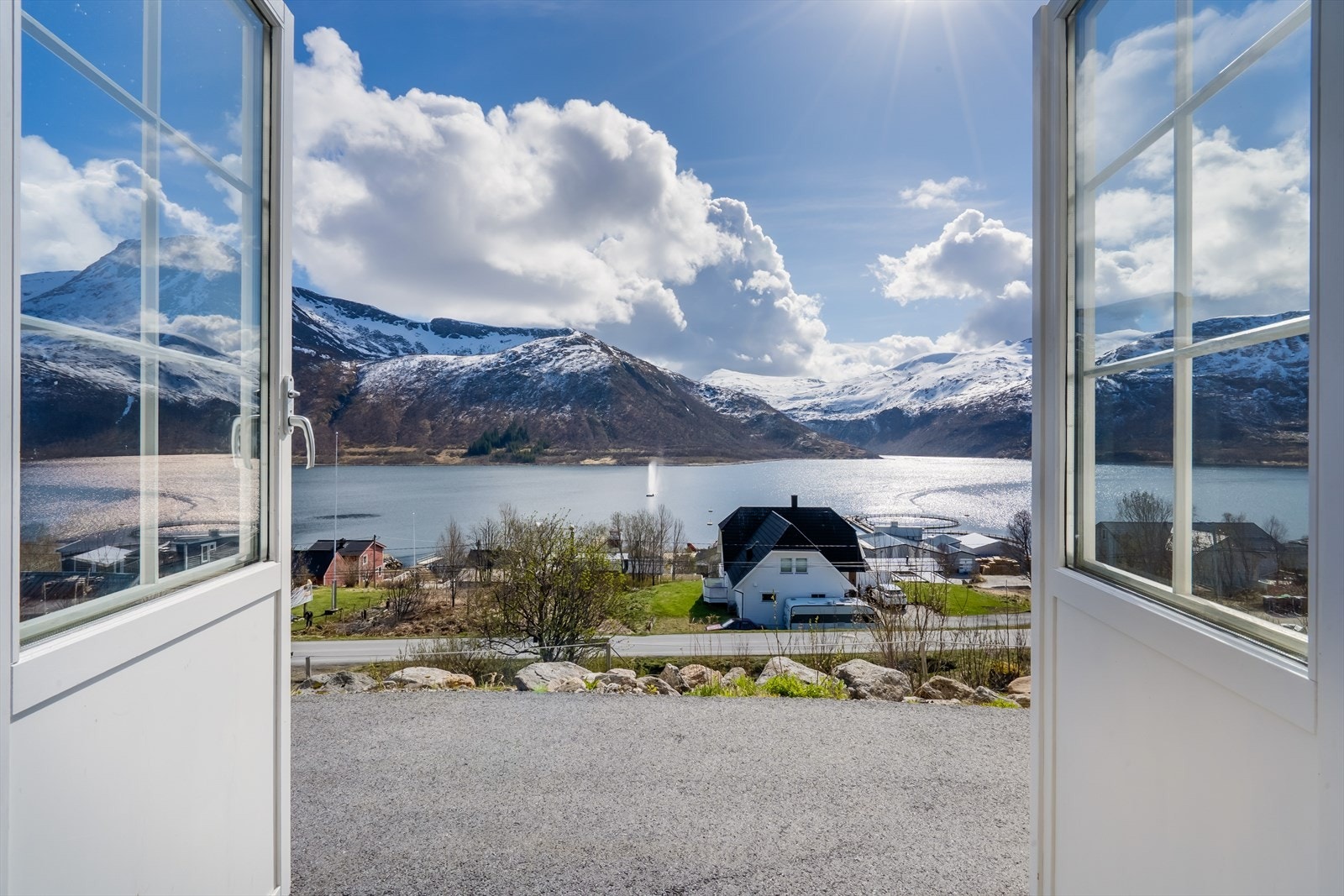 Utsikten Galleribilde
