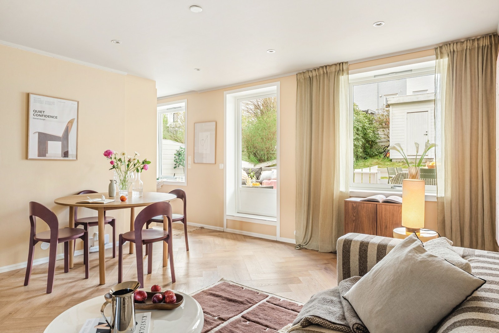 Fra stuen har du direkte adkomst til din helt egne terrasse. Galleribilde
