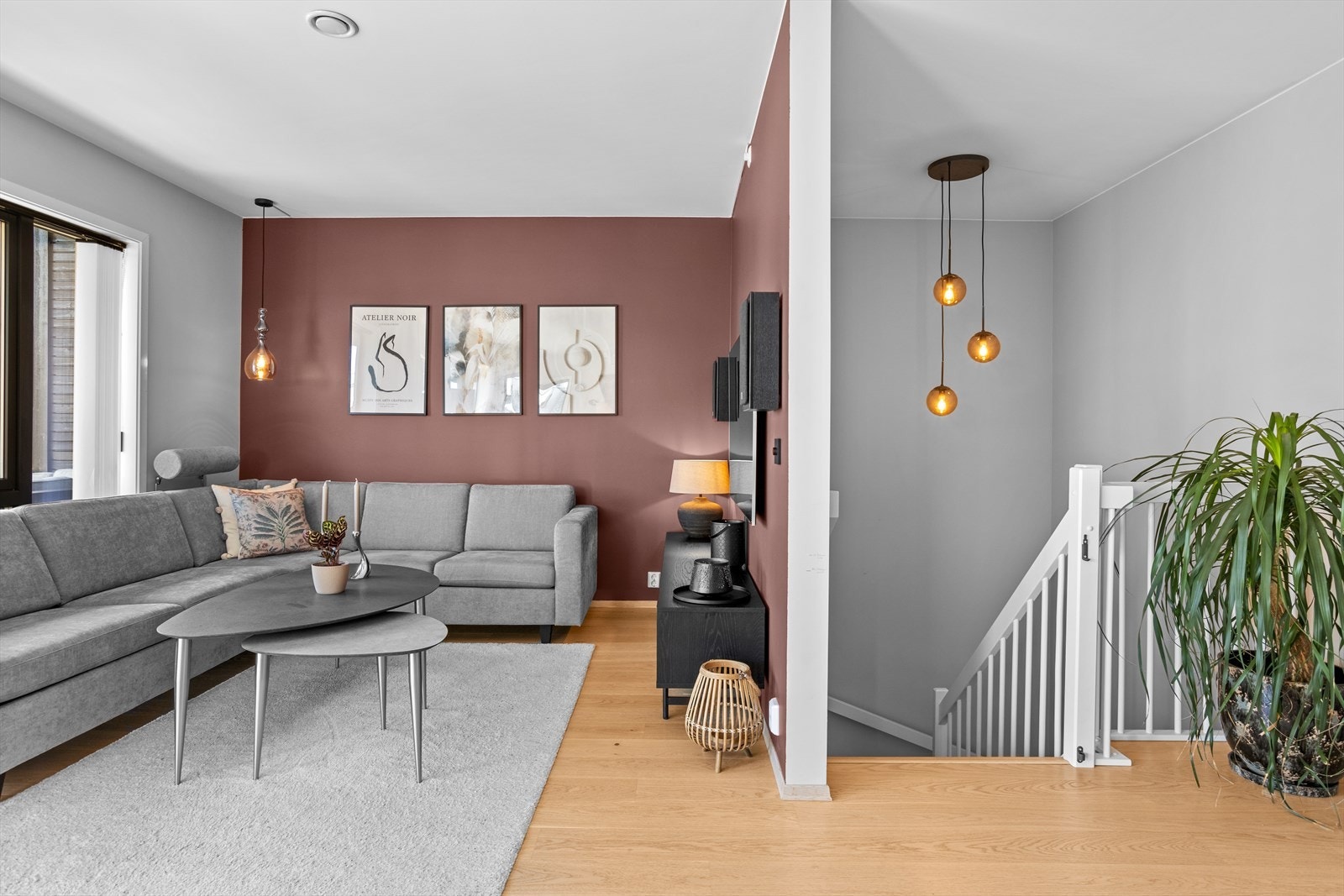 Praktisk løsning med mulighet for adskilte soner. Galleribilde