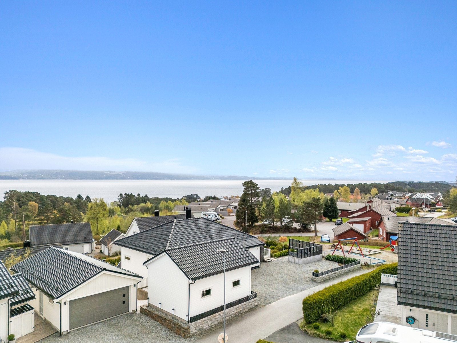 Det er kort vei til Heiane handelsområde og til en rekke flotte tur- og rekreasjonsområder. Galleribilde