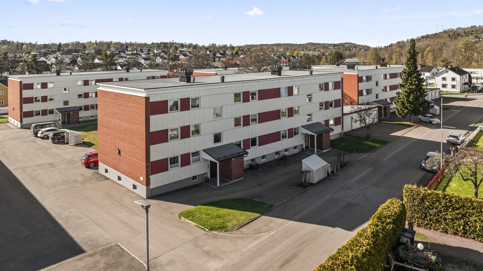 Eiendommen ligger i et etablert og rolig boligområde i Horten. Galleribilde