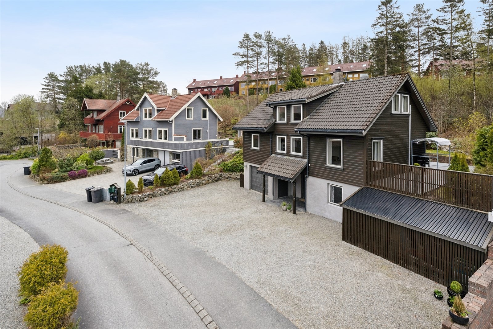 DNB Eiendom V/Sondre Aamodt har gleden av å presentere Grasdalen 6 - En innholdsrik enebolig med attraktiv og familievennlig beliggenhet på Håbafjell. Galleribilde