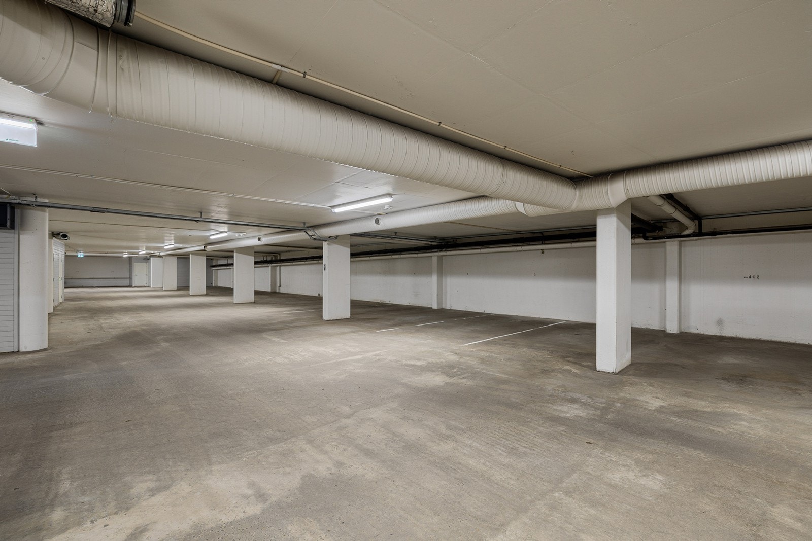 Det medfølger en garasjeplass i felles garasjeanlegg. Galleribilde
