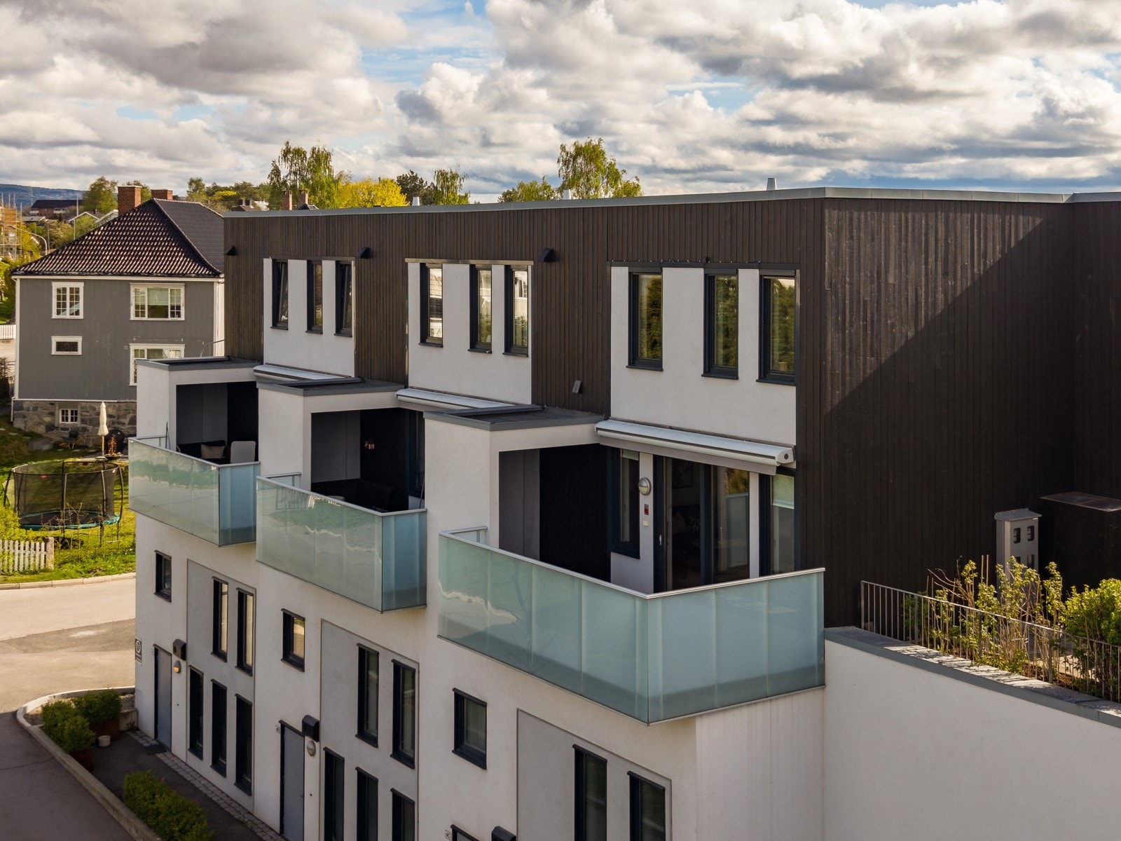 Balkong godt over St Olavs gate Galleribilde