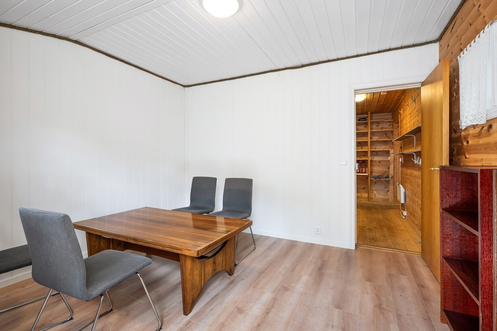 Annekset byr på fleksible rom og ekstra lagringsplass. Galleribilde