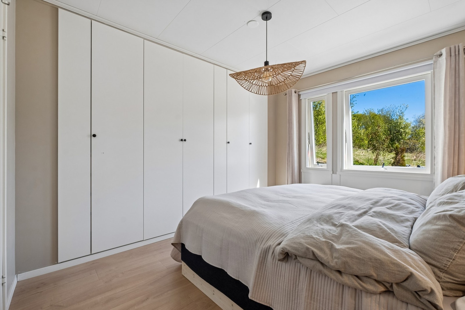 Hovedsoverom med innebygd garderobe Galleribilde