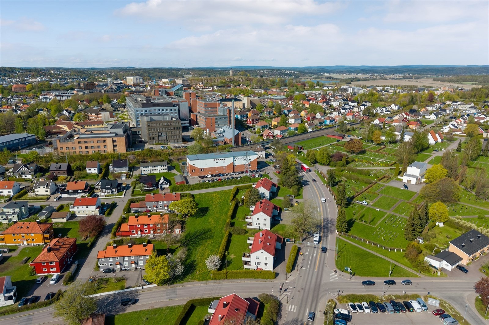 Området har god tilgang til offentlig transport, med Heimdalkrysset kun ett minutts gange unna. Galleribilde