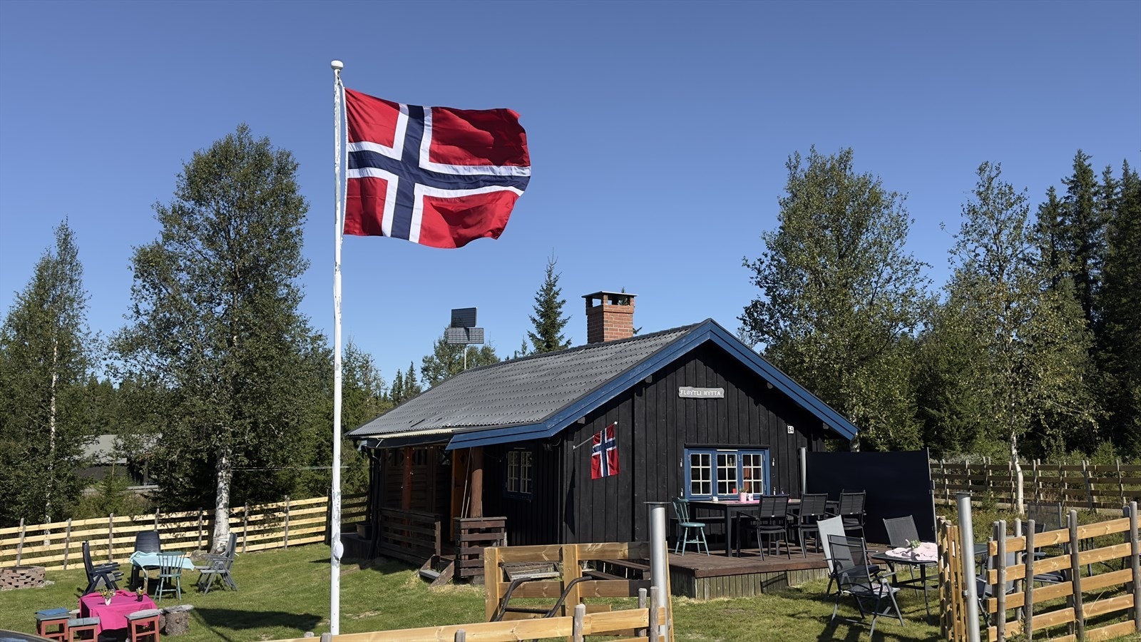 En klassisk fritidseiendom med gode solforhold på tomten. Galleribilde