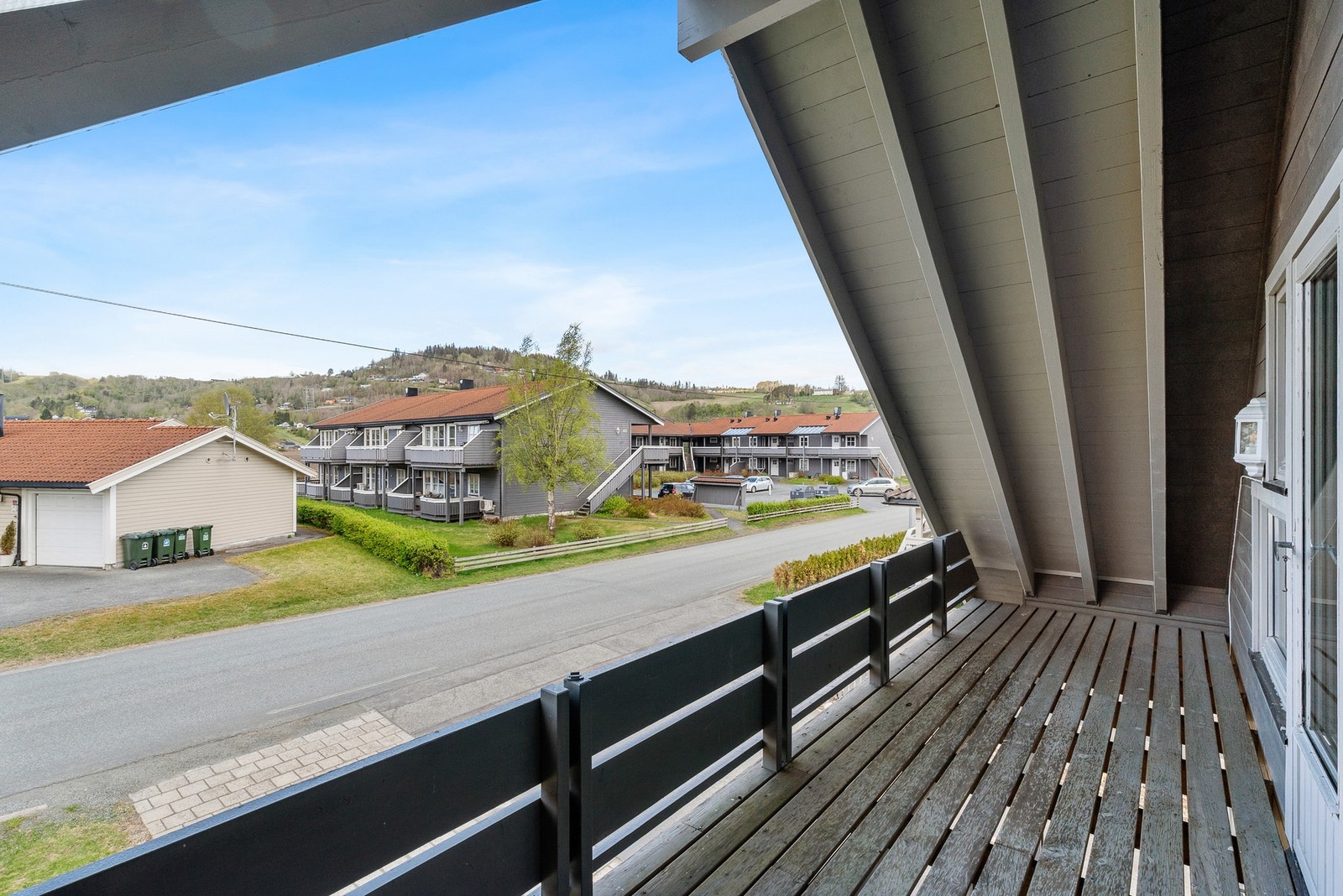 Balkongen er på 13m². Galleribilde