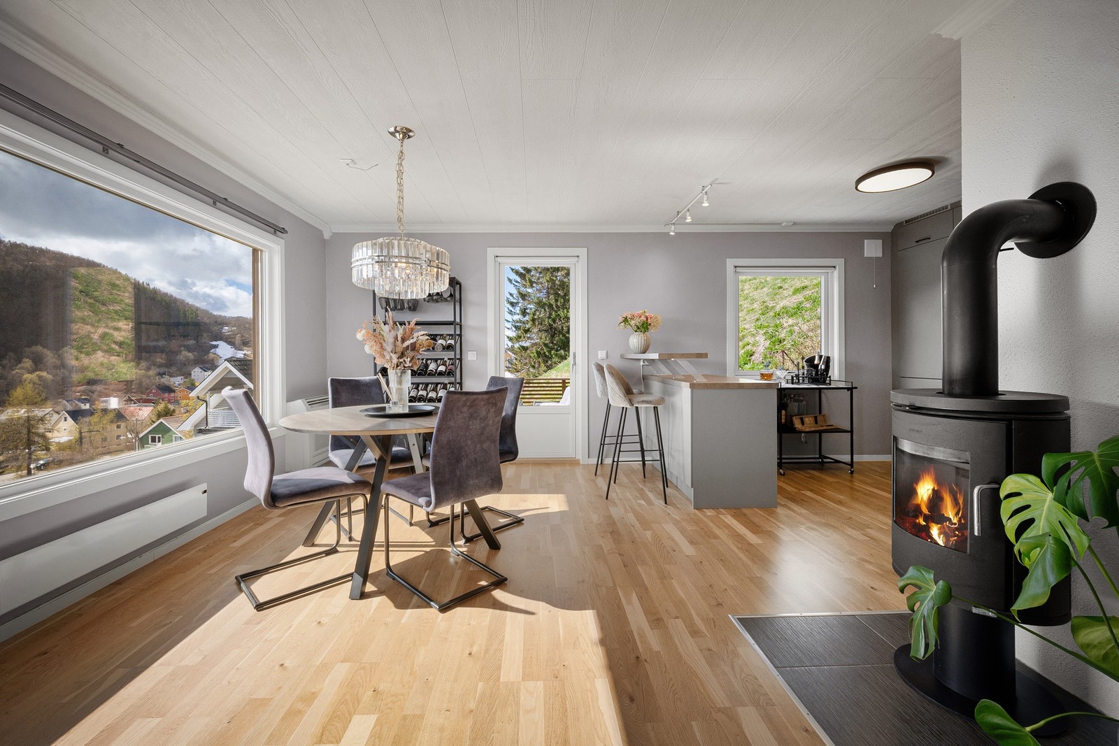 Velkommen inn i denne flotte boligen! Galleribilde