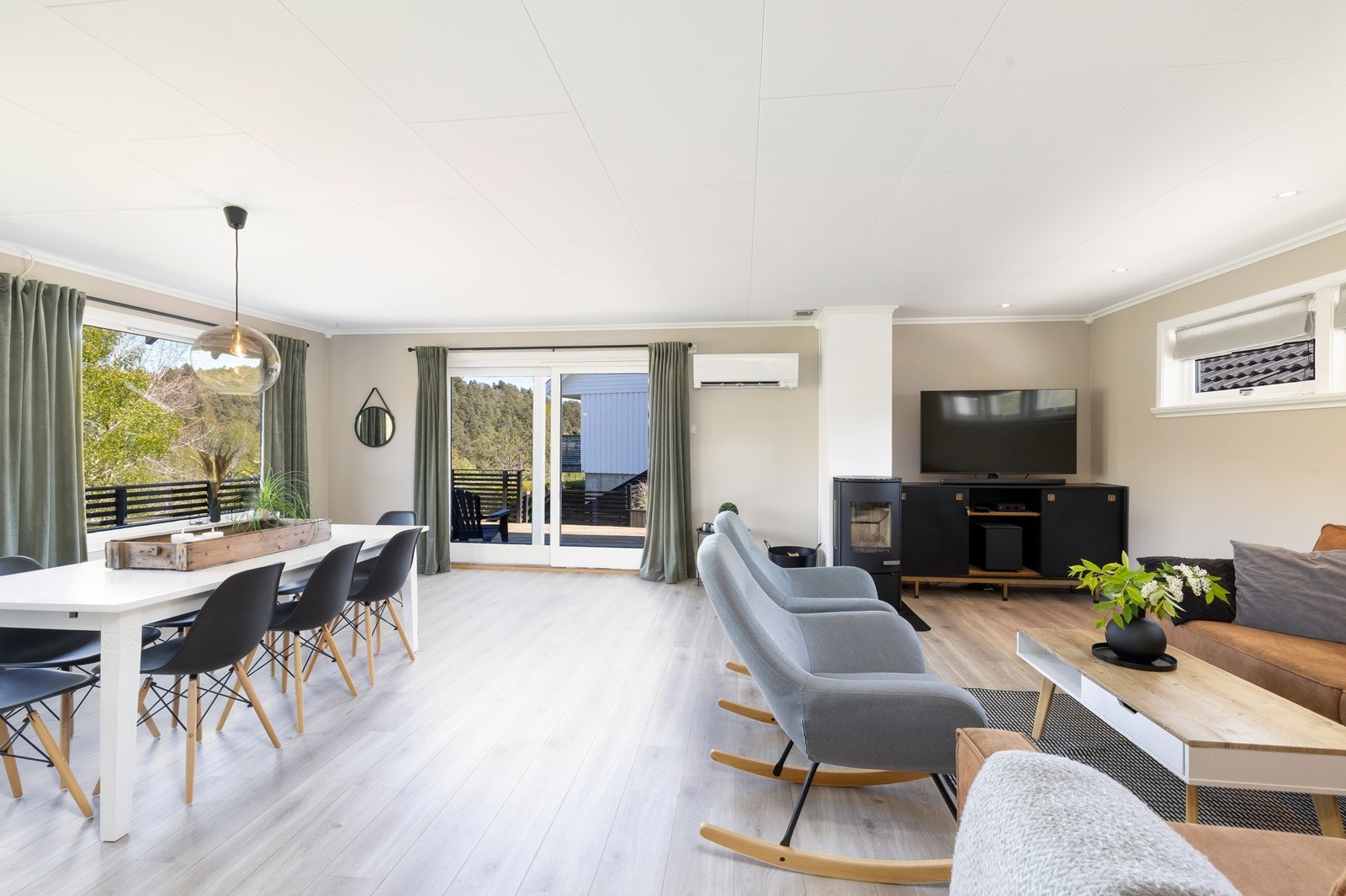 Romslig, lyst og pent. Galleribilde