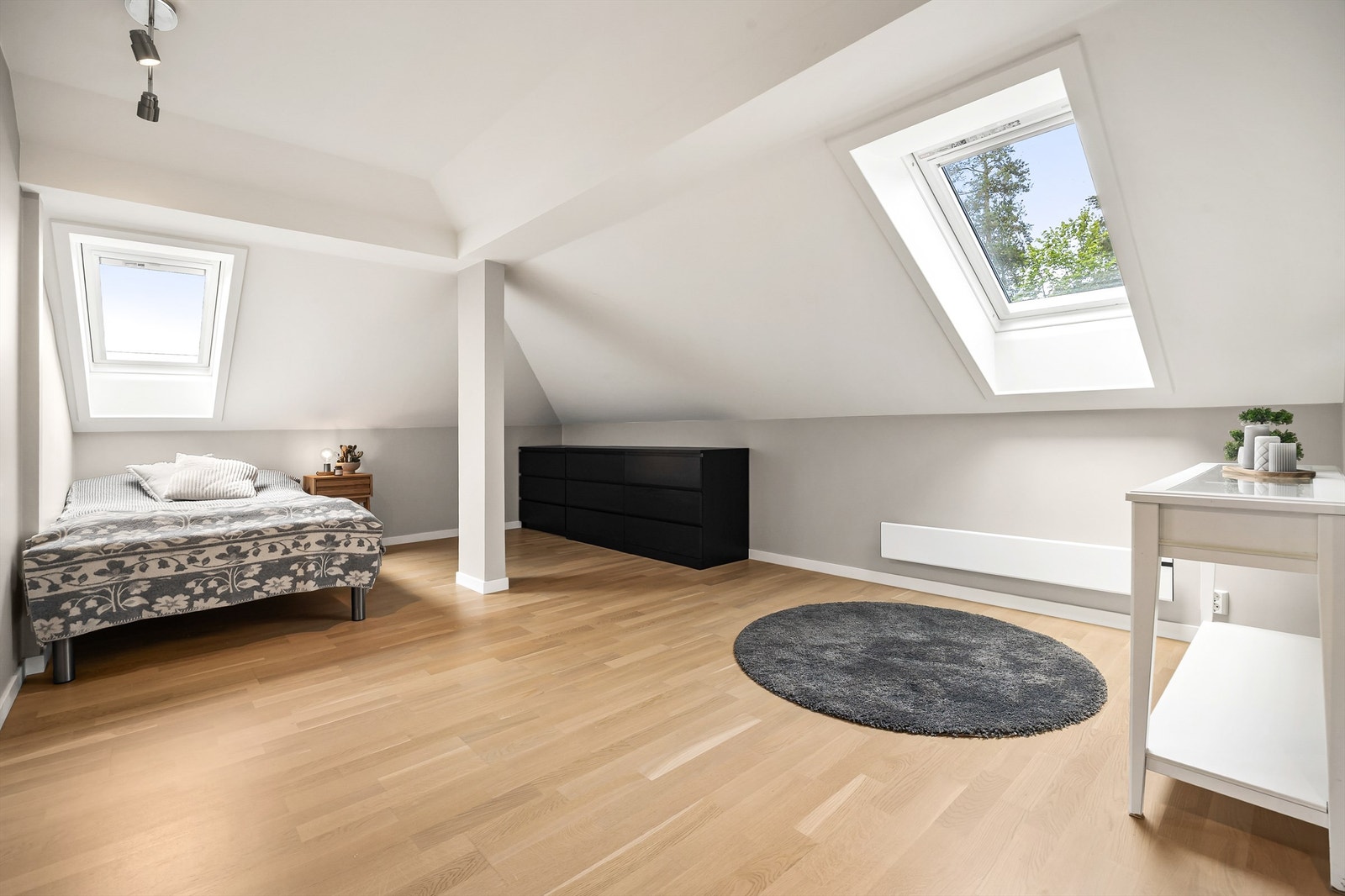 Kontoret/soverommet er et allsidig rom med flere bruksmuligheter. Galleribilde