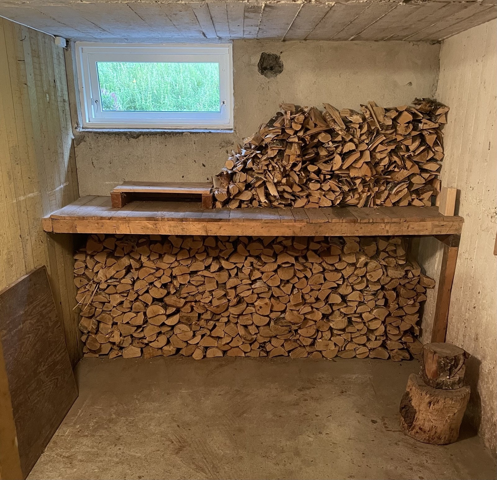Vedbod.jpeg Galleribilde