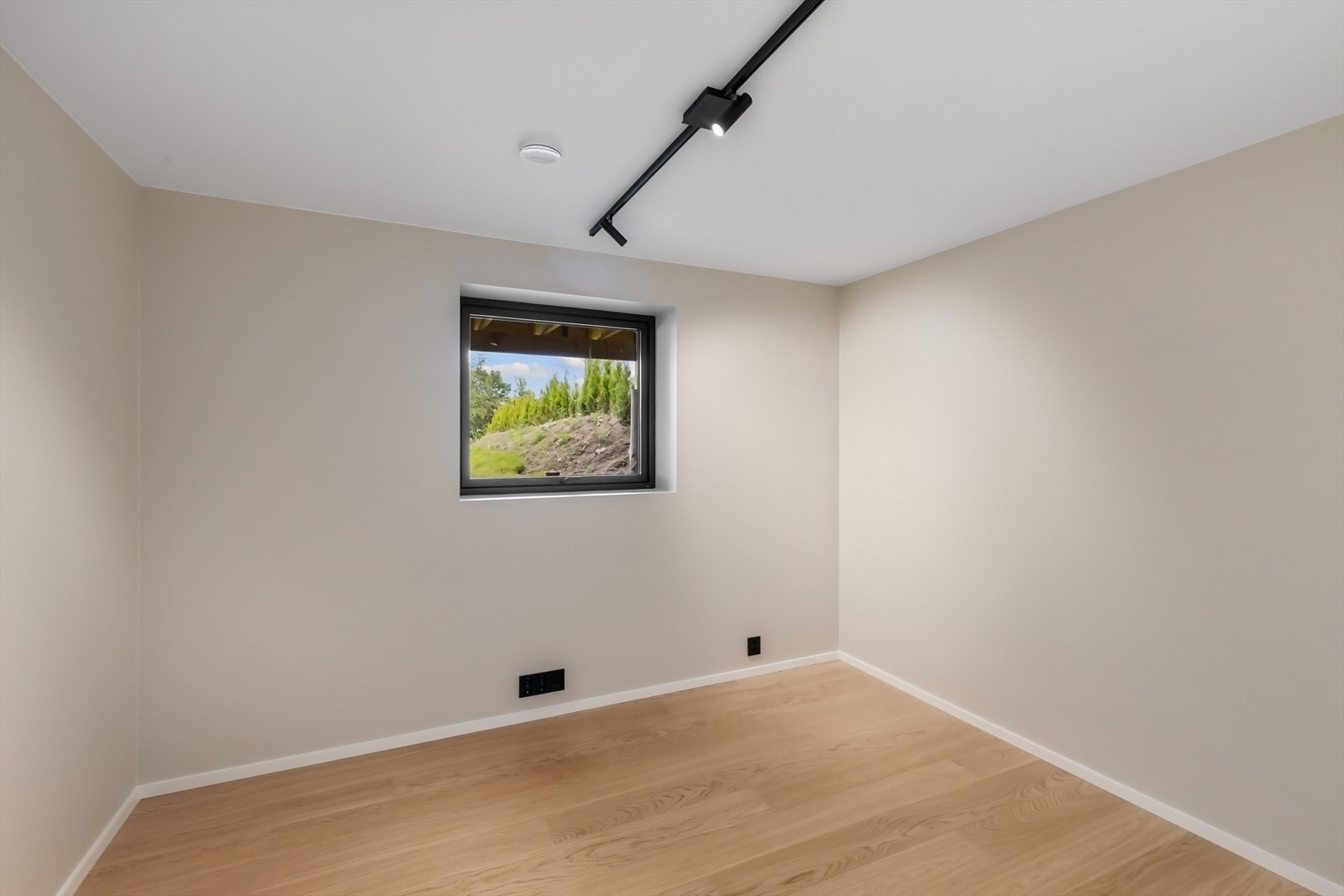 Soverom. (Bildene er fra Jonasmyra 5B som er speilvendt) Galleribilde