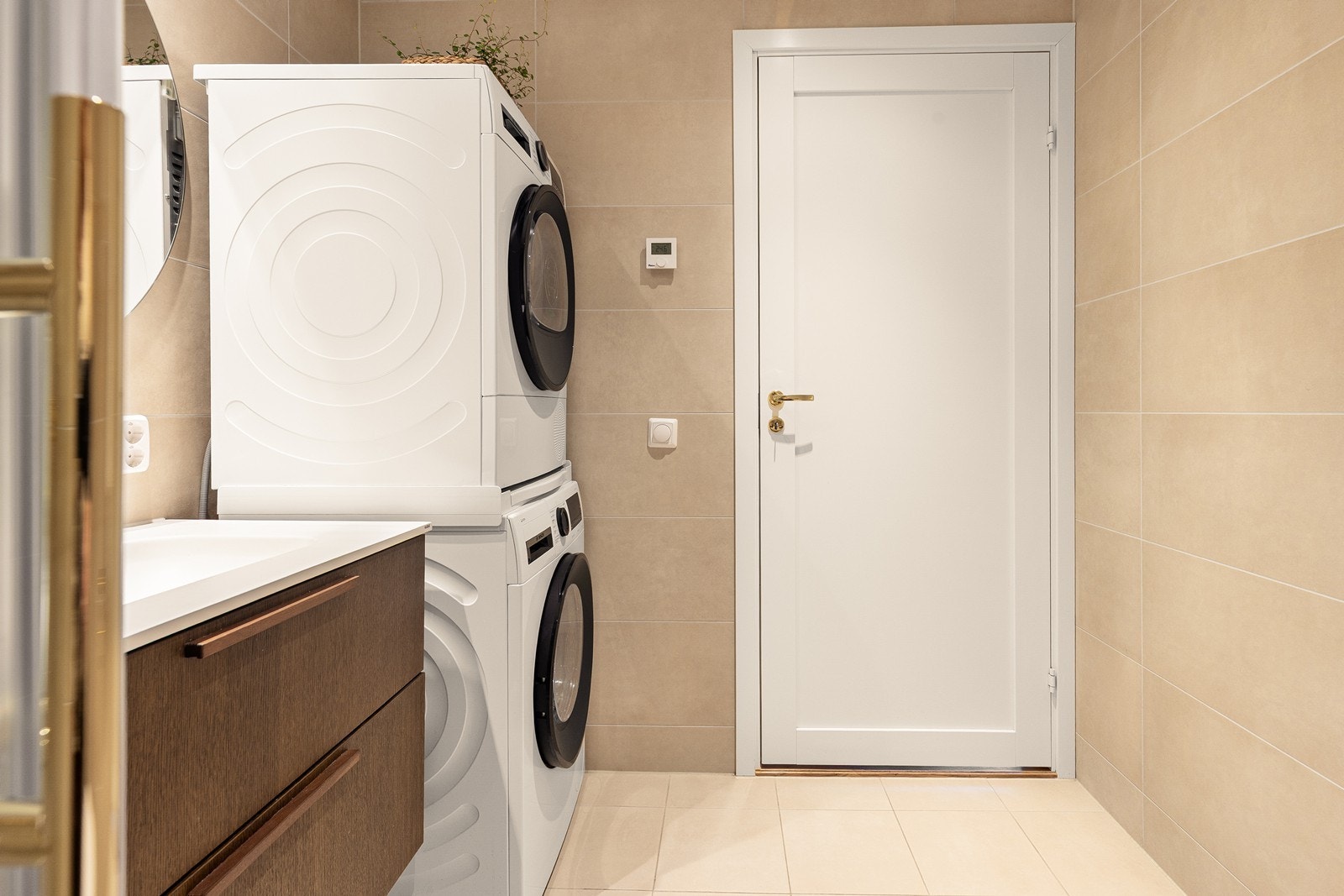 Badet har mekanisk avtrekk tilkoblet balansert ventilasjon. Galleribilde