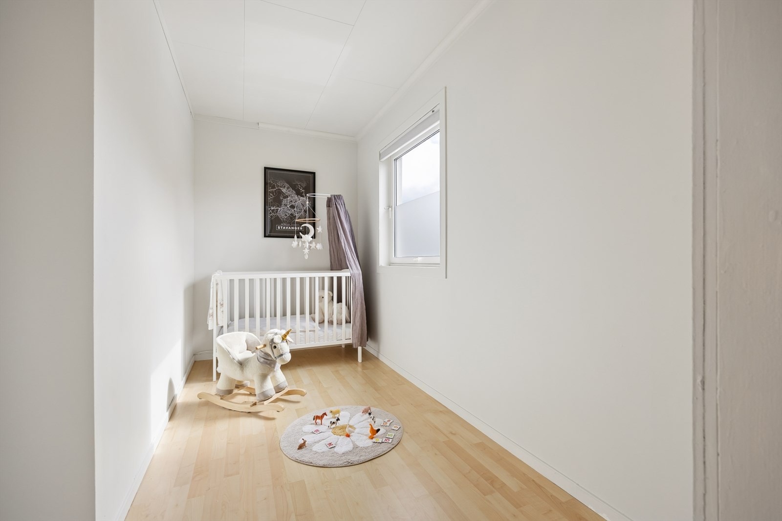 Perfekt som gjesterom, barnerom, eller walk-in closet om man ikke har behov for to soverom. Galleribilde