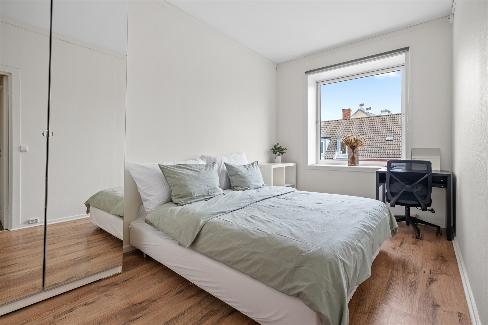Videre er det nest største soverommet på 12m² Galleribilde