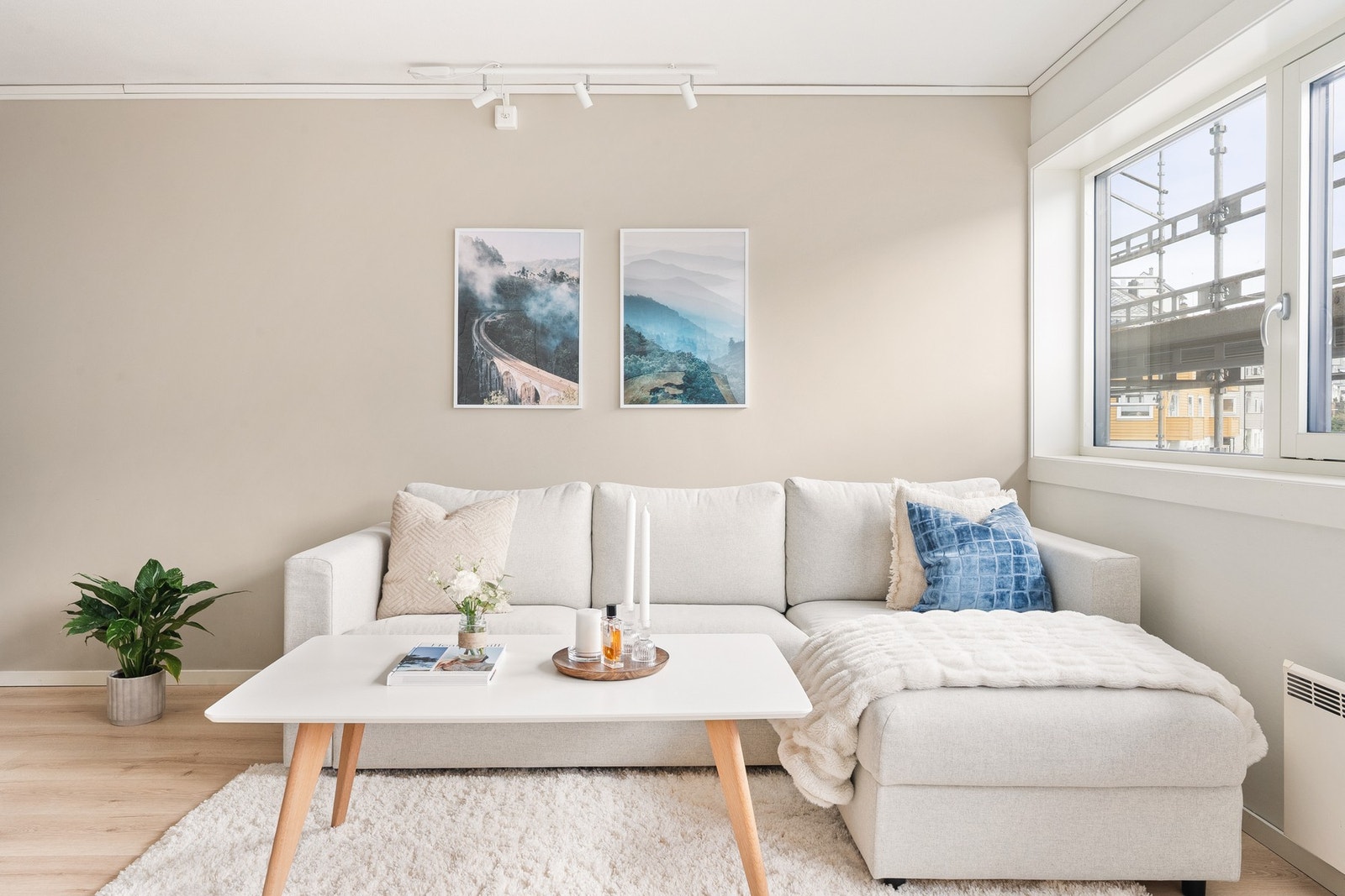 Leiligheten har balansert ventilasjon fra 2025 som sørger for et sunt inneklima. Galleribilde