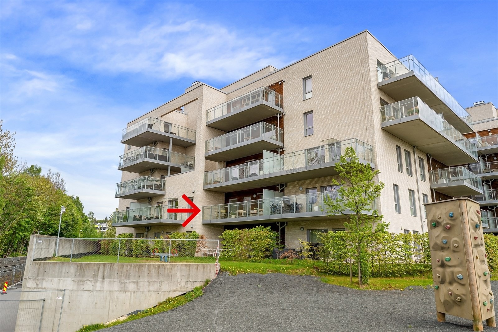 Velkommen til en moderne 2-roms med stor vestvendt balkong Galleribilde