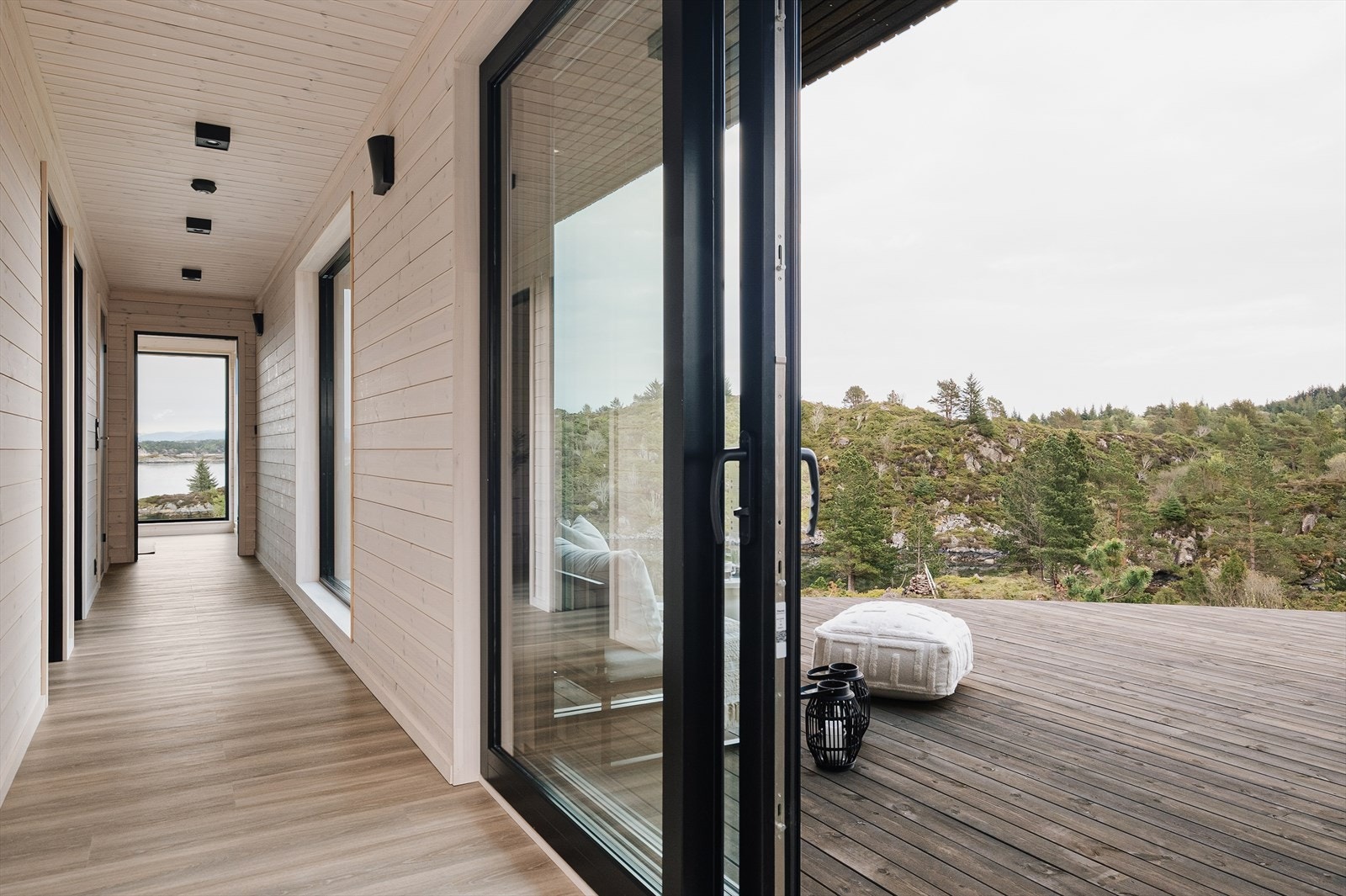 Fra gangen er det også direkte utgang til markterrassen. Galleribilde