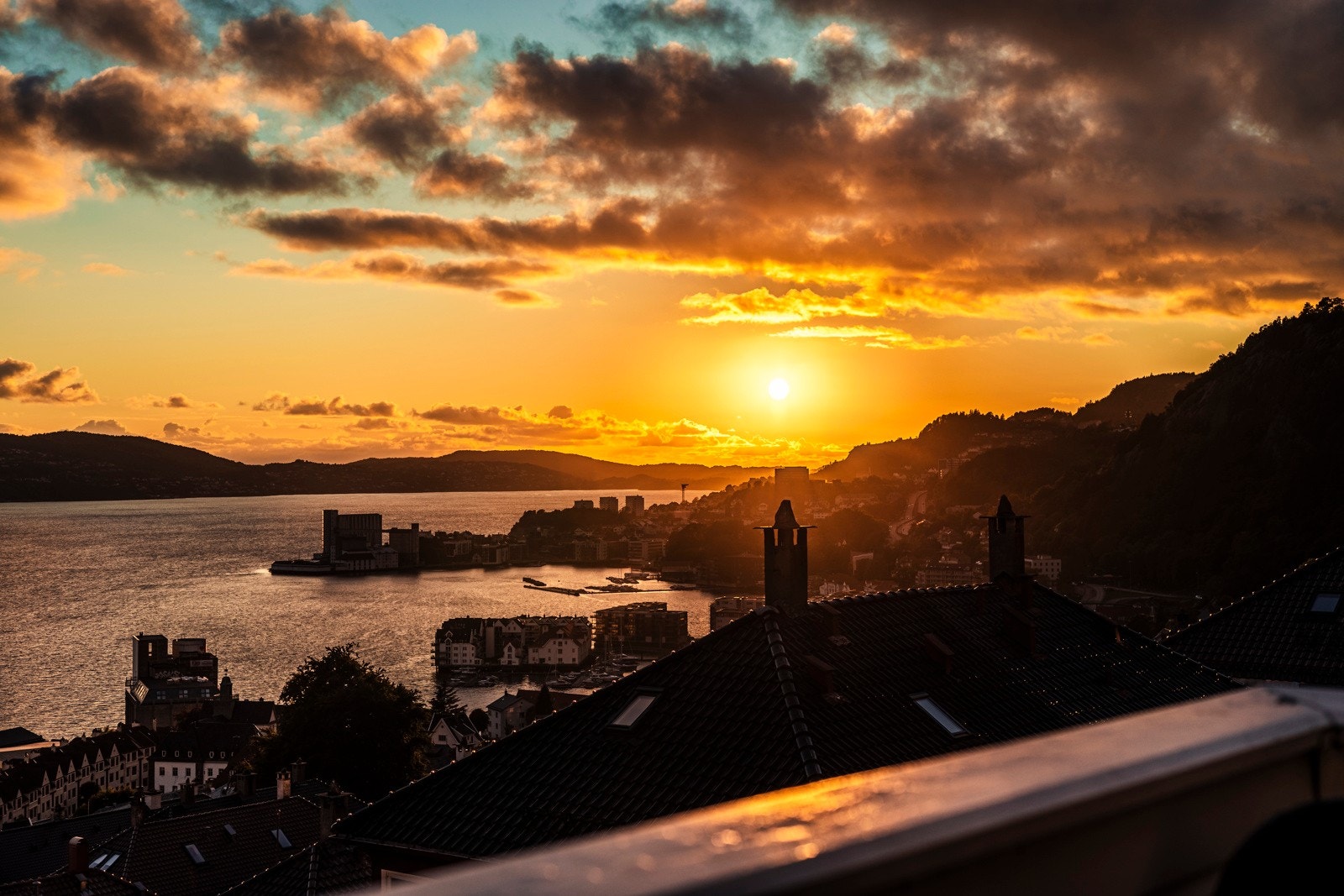 Herfra kan du nyte fantastiske sol og utsiktsforhold. Galleribilde