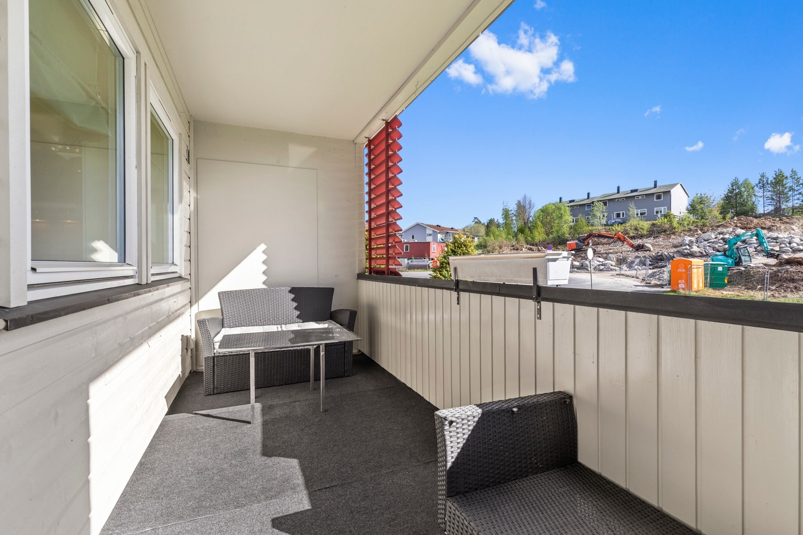 Romslig balkong på 14m2. Galleribilde