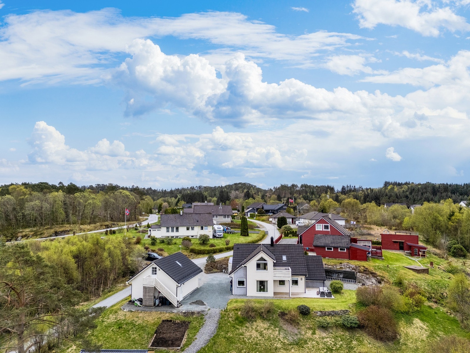Herfra er det gangavstand til både skole/BHG-, buss- og fritidstilbud Galleribilde